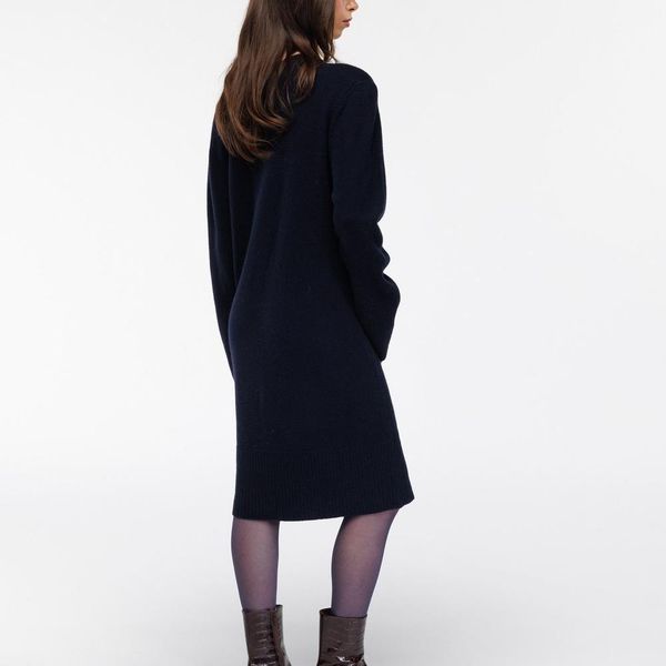 Hovedbilde Amalie kjole Midnatt. Woodling