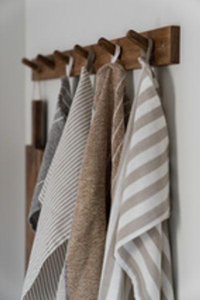 Hovedbilde Kökshandduk 50x70cm halvlinne kola/natur/ Ernst