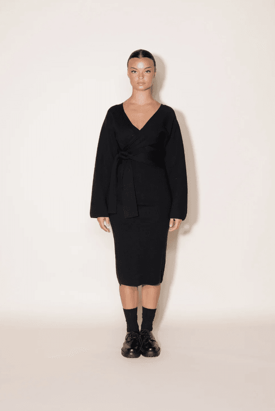 Aina kjole Svart/ Woodling