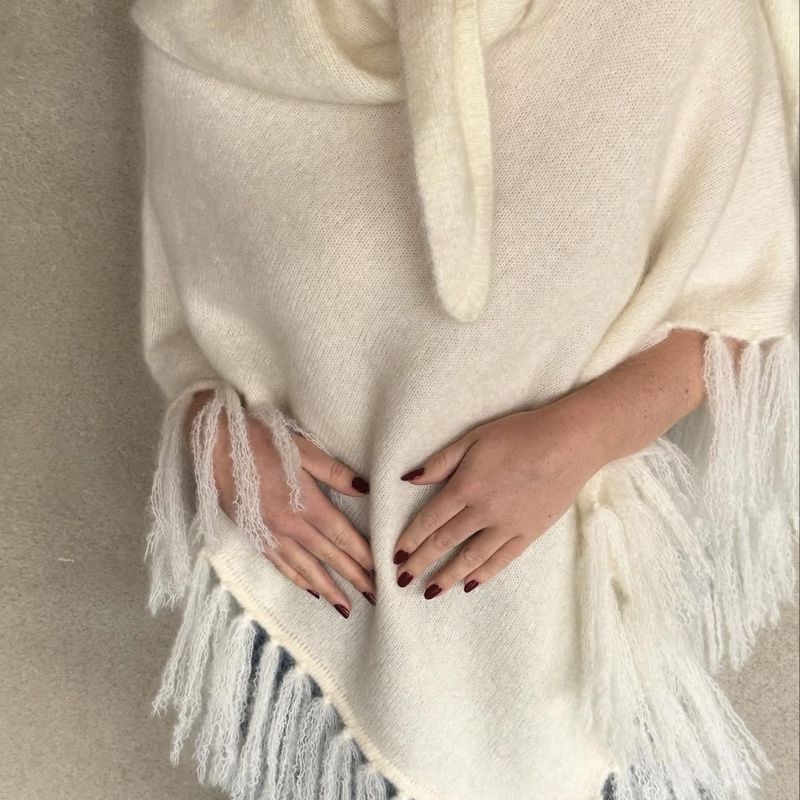 Réve Caroline Poncho med Frynser off white