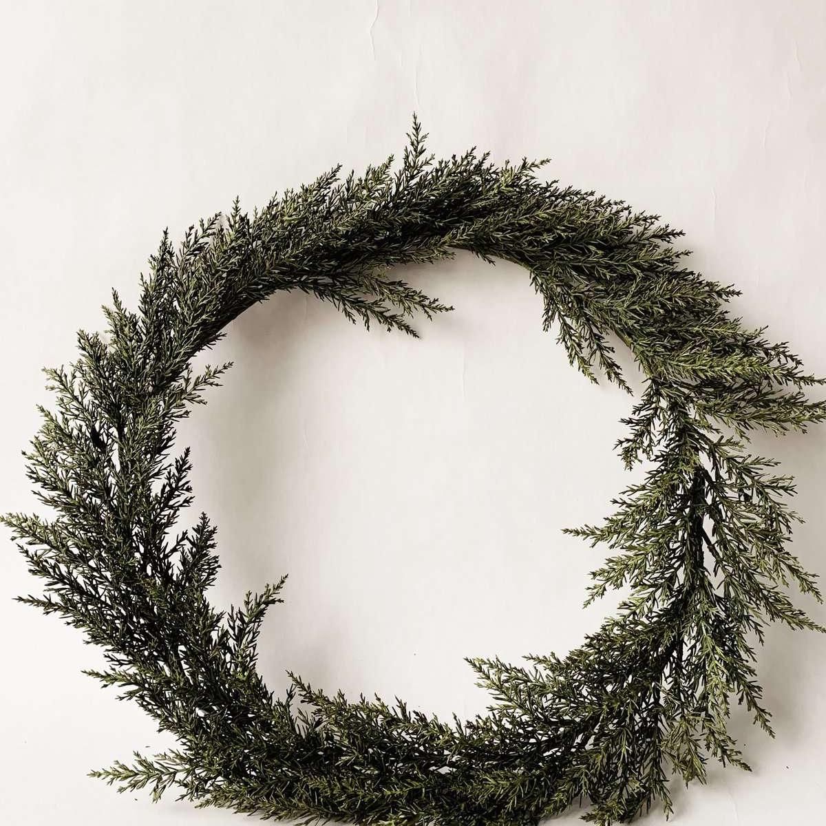 Krans Tuja d 55cm. Trend Design